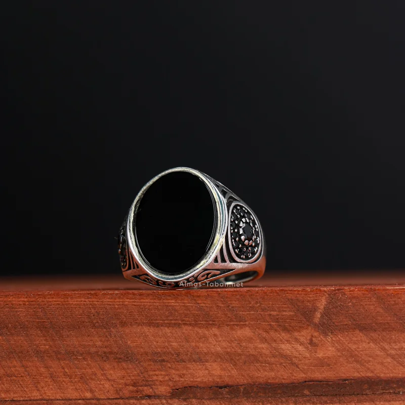 انگشتر عقیق مشکی (کد 14 جشنواره)