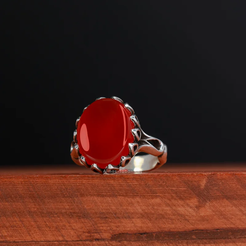 انگشتر عقیق سرخ (کد 48 جشنواره)