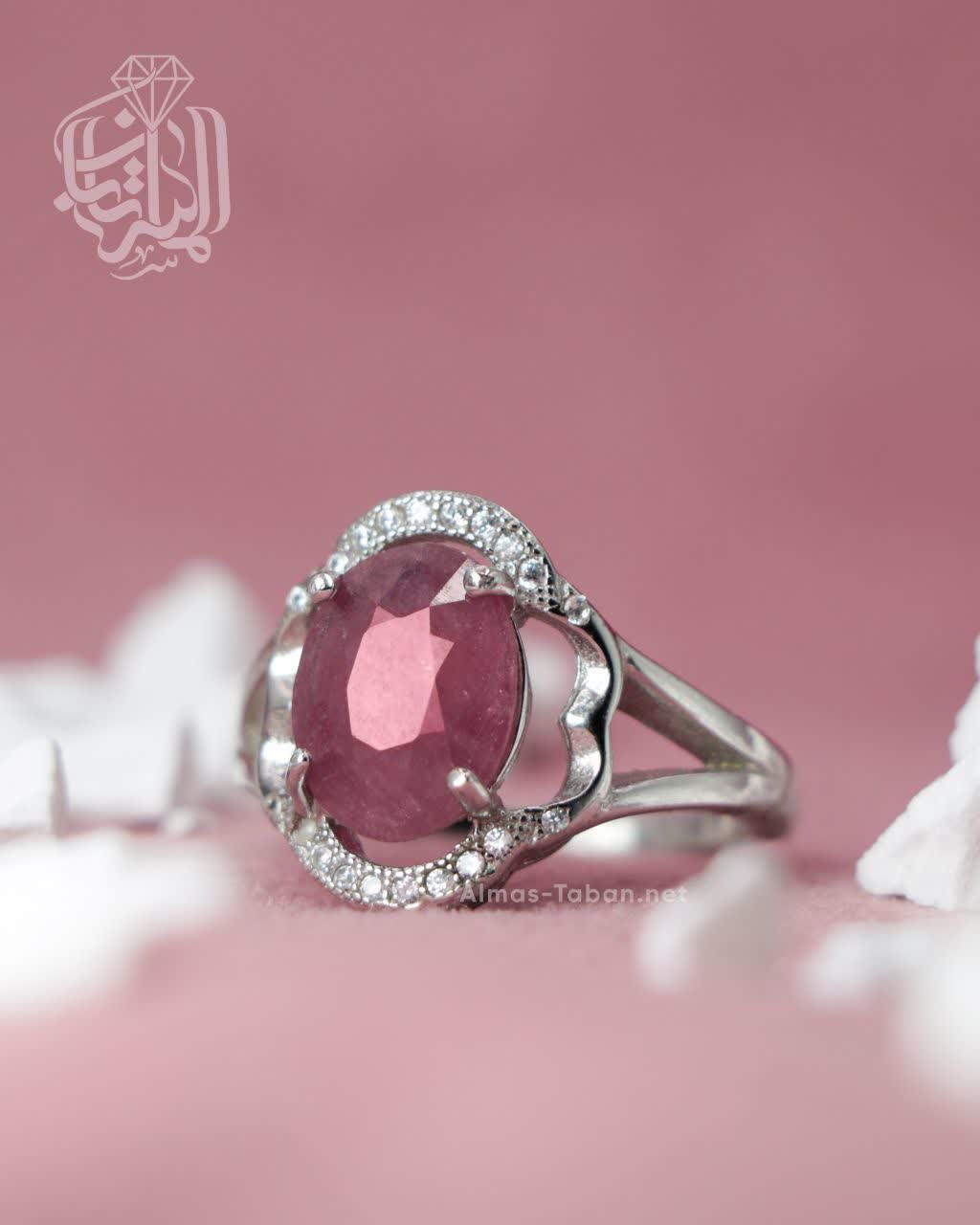 انگشتر زنانه یاقوت سرخ کد 719