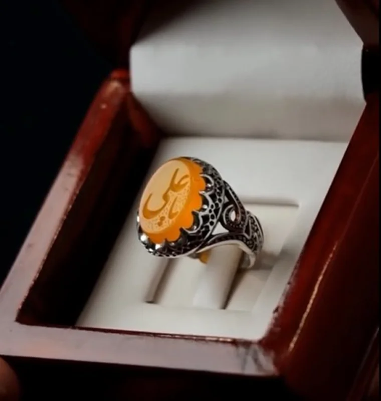 انگشتر مردانه عقیق زرد کد 116۳